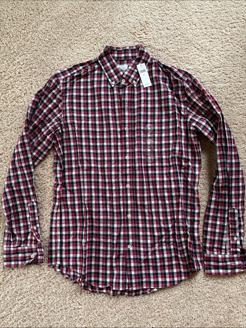 GAP Men's Plaid Button-Down Shirt (Navy/Red)